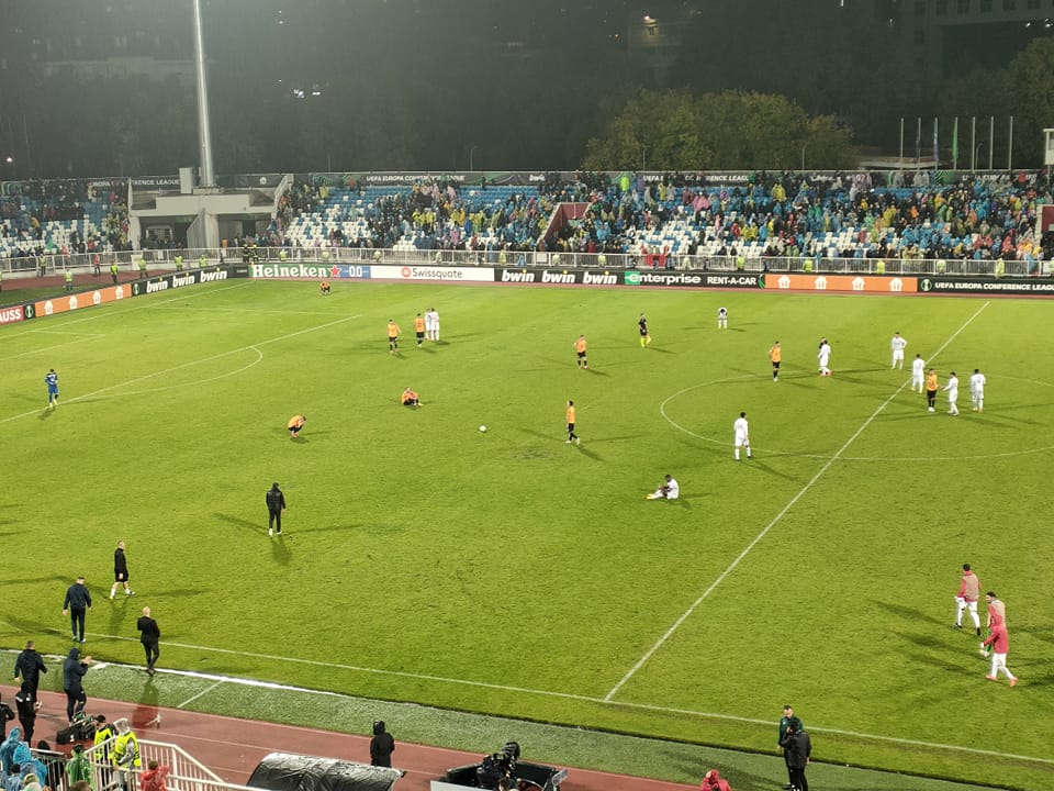 Ballkani mposhtet në “Fadil Vokrri”, i kushton rënia në pjesën e dytë