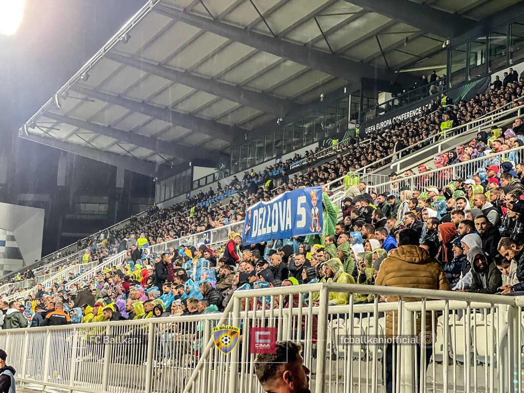 Interesim i lart nga tifozët edhe për sfidën ndaj Slavias, më pak se 1 mijë bileta kanë mbetur në shitje