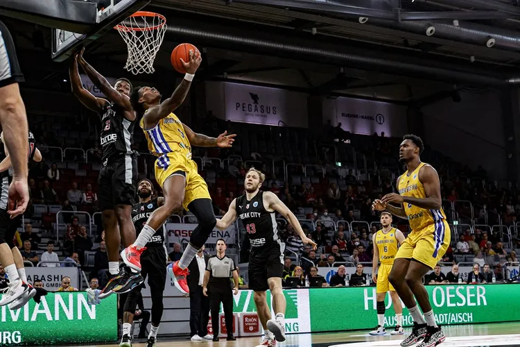 SUPER Ylli i Suharekës, befason Bambergun, ia shkakton humbjen e parë