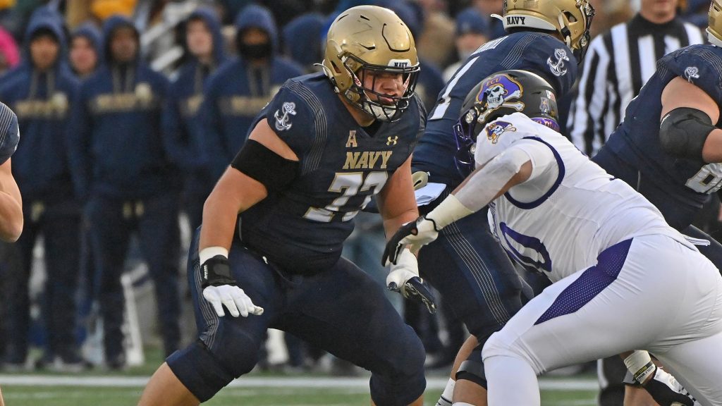 Lirion Murtezi, shqiptari i parë që po luan në futbollin amerikan (VIDEO)