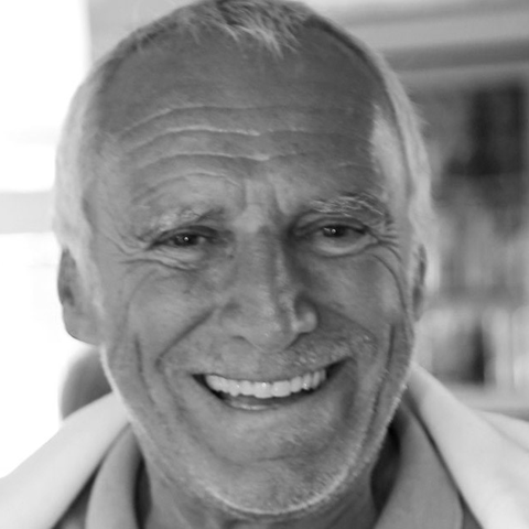 Vdiq Dietrich Mateschitz, themelues i Red Bullit që arriti t’i transformonte shumë sporte