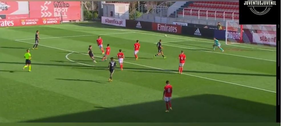 Futbollisti shqiptari i Juventusit shënon dy gola në ndeshjen që gjykoi Genc Nuza