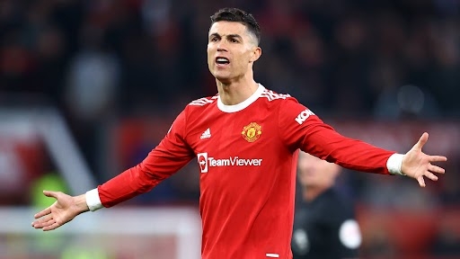 LAJMI I FUNDIT| Ronaldo mund të largohet nga Manchester United