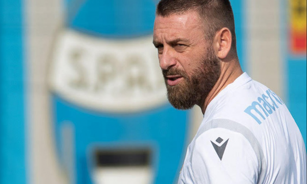 Daniele De Rossi e nis karrierën si trajner, merr drejtimin e skuadrës italiane