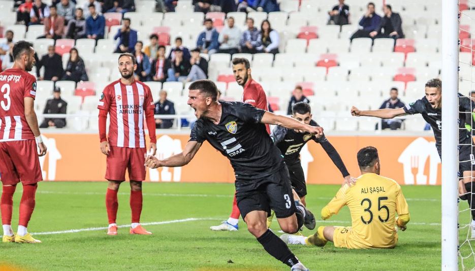 Ballkani – Sivasspor, formacionet zyrtare