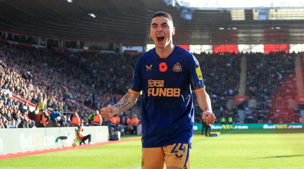 Newcastle shkatërron Southamptonin, kalon në vendin e tretë në tabelë