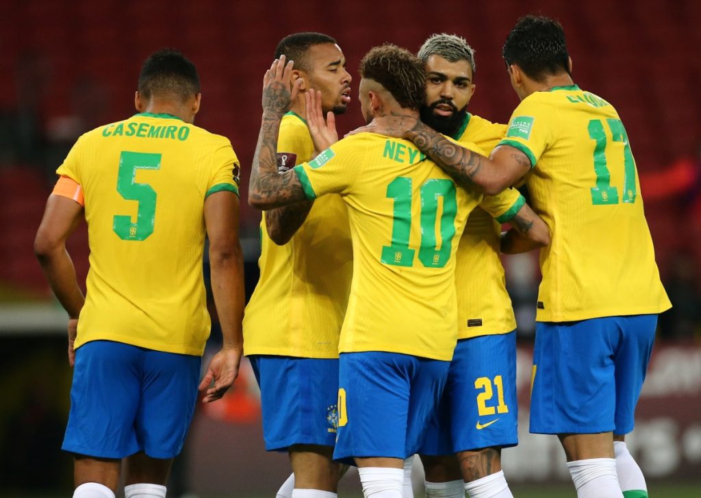 Brazili publikon listën e Botërorit, përfshihet 39-vjeçari Dani Alves