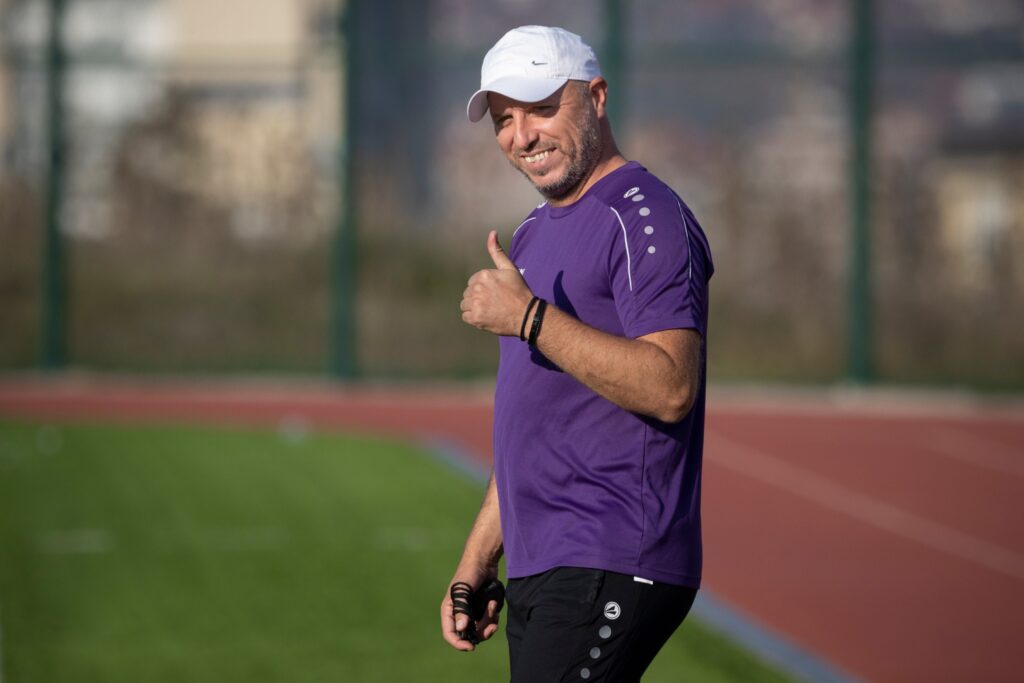 Një trajner i madh si Zekirija Ramadani: Do japim maksimumin edhe nëse nuk marrim asnjë cent deri në fund