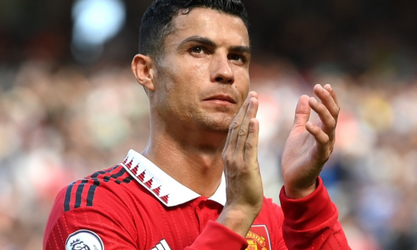 Ronaldo del me një mesazh pas largimit nga Manchesteri: Ju dua!