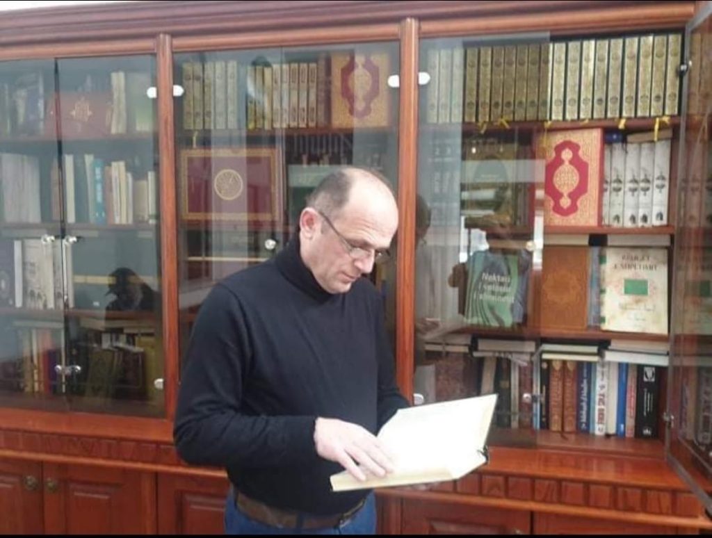 Kryeimami llapjan ironizon pas humbjes se Llapit: Me xhematin e xhamisë e kisha mujte Ferizajn