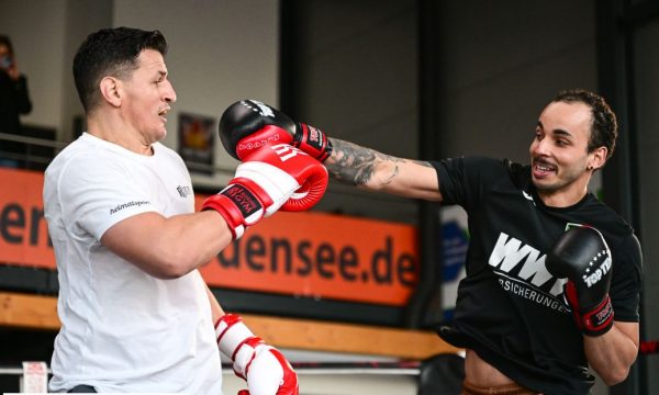 Haxhi Krasniqi e bën premtimin e madh: Në vitin 2023 dua të boksoj në Kosovë përpara 25 mijë tifozëve