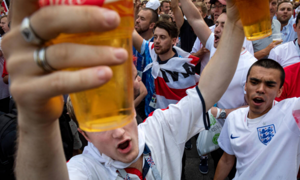 FIFA njofton zyrtarisht për ndalimin e shitjes së birrave në dhe rreth stadiumeve në Katar