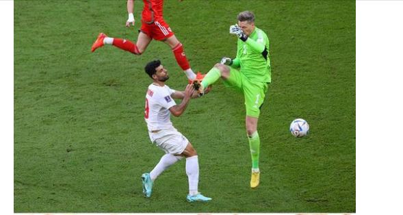 Çmenduri në ndeshjen Uellsi – Irani, fituesi përcaktohet në minutat shtesë