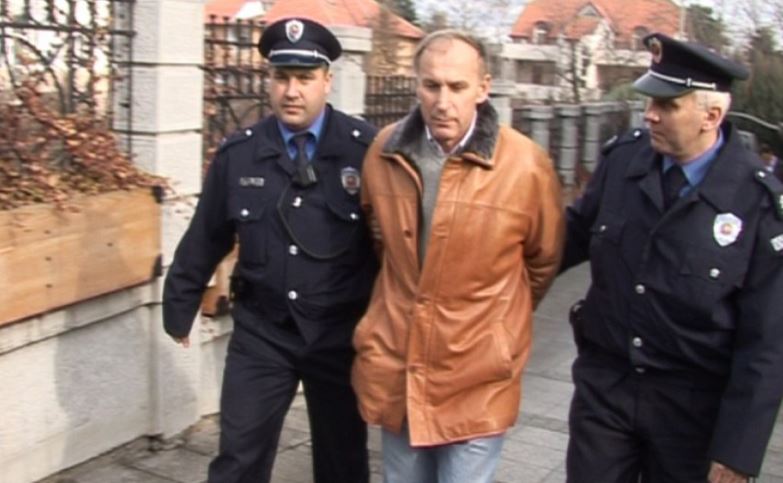 Futej tinëzisht në Kosovë! Ja kur futbollistin serb Dragan Xhajiqin e lidhën policët