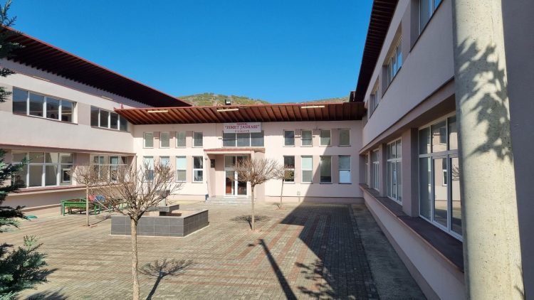 Incident i rëndë në një ndeshje futbolli në Kumanovë / Rrihen nxënësit shqiptarë nga ata maqedonas