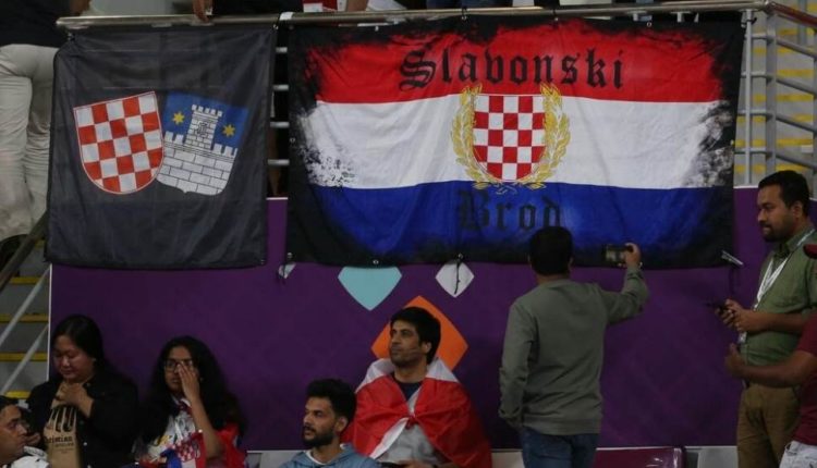 Thyejnë çdo rregull vetë por e quajnë skandal kur e bëjnë të tjerët, serbët kërkojnë ndërhyrjen e FIFA-s për kroatët