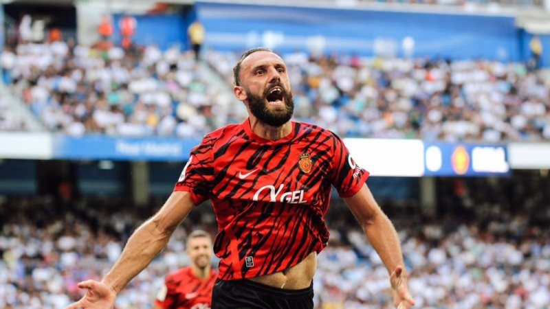 Skuadra e njohur e Premierligës, vihet pas Vedat Muriqit