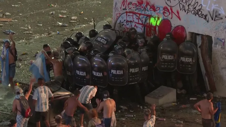 Përleshje e arrestime në festën në Argjentinë për triumfin në Kupën e Botës