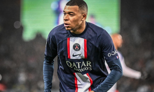 PSG fiton në sekondat e fundit, Mbappe heroi
