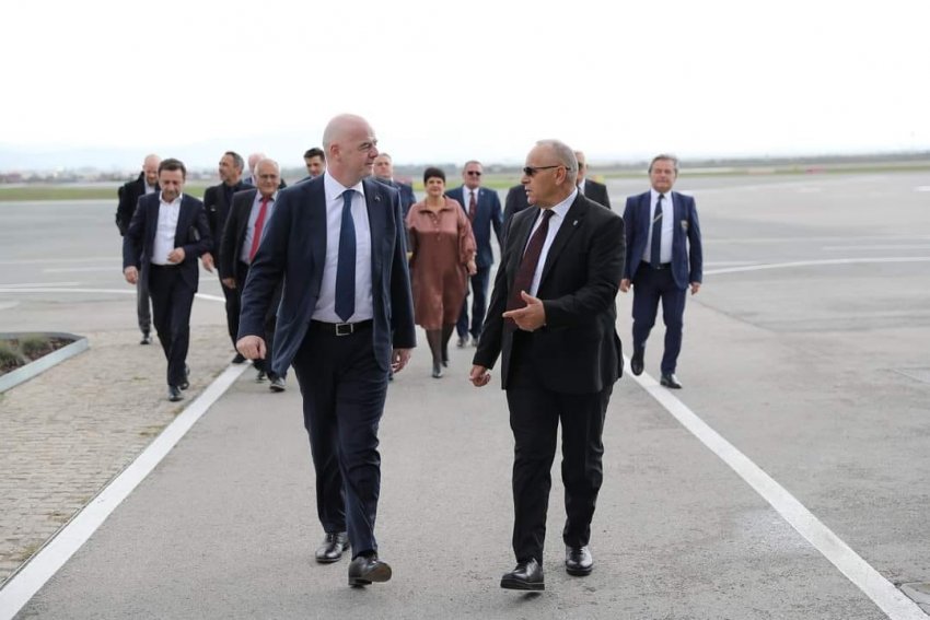 Agim Ademi, i fortë si hekuri karshi furtunave, sy me sy me Infantinon dhe takimin me zonjat…