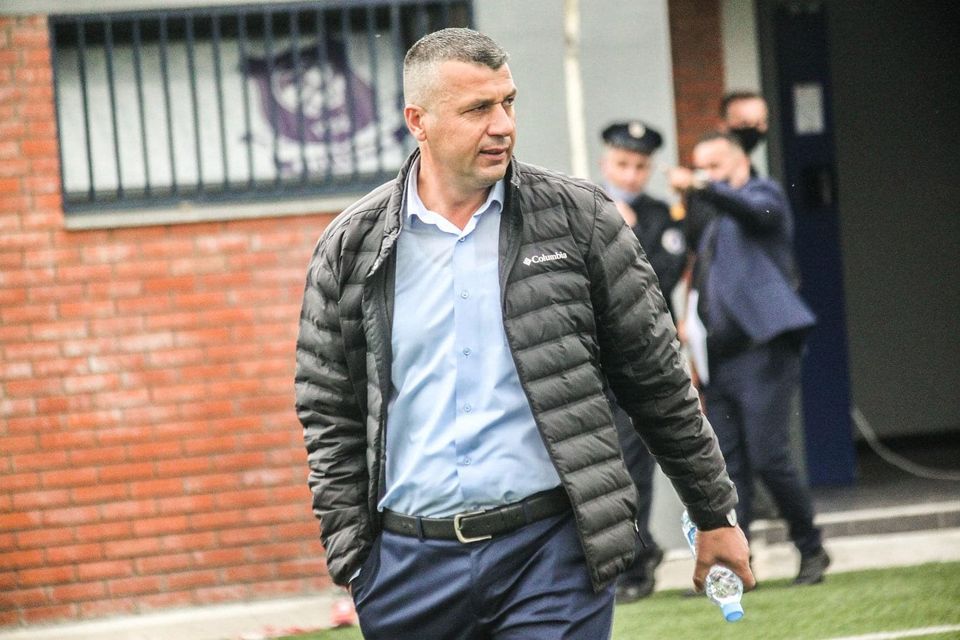 Batatina: Ka kaluar koha e takimeve nëpër kafene, klubet duhet të takohen në FFK