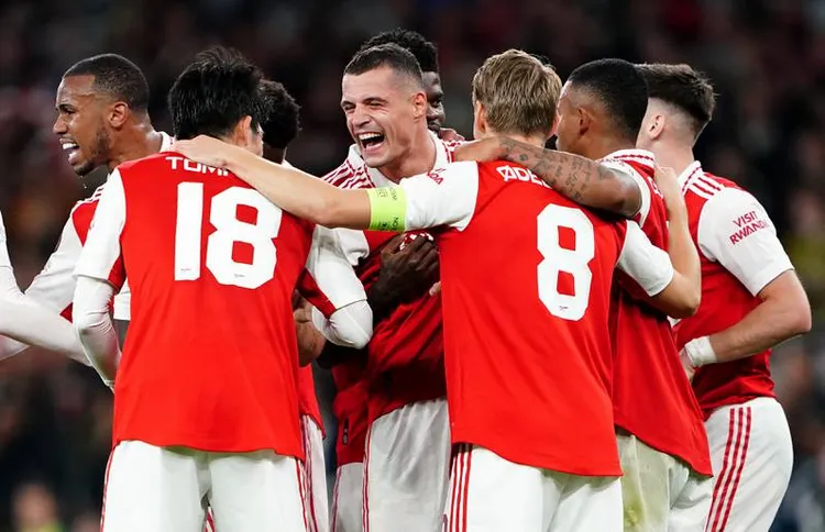 Arsenali do t’i ofrojë kontratë të re Xhakës