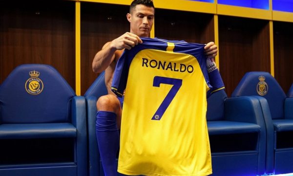 Trajneri Garcia e zbulon datën se kur do të debutojë Ronaldo me Al-Nassr