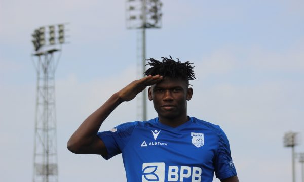 Drita e transferon përfaqësuesin kongolez