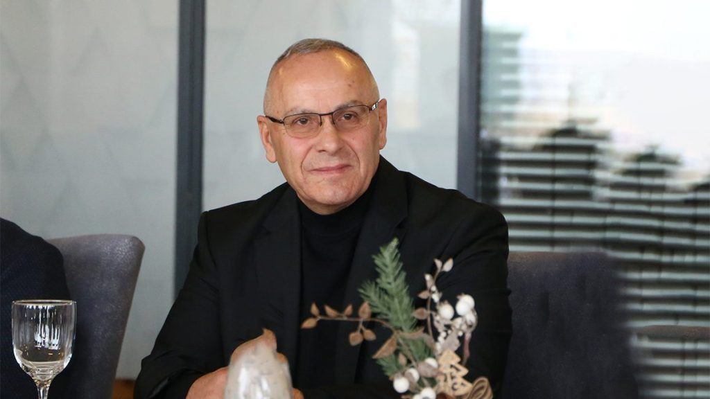 Ademi do Evropianin: Ja pse vazhduam me trajnerin Giresse