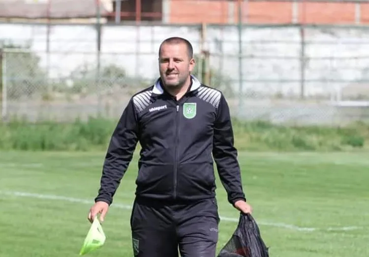 Trajneri kampion largohet nga Kosova për “një jetë më të mirë”