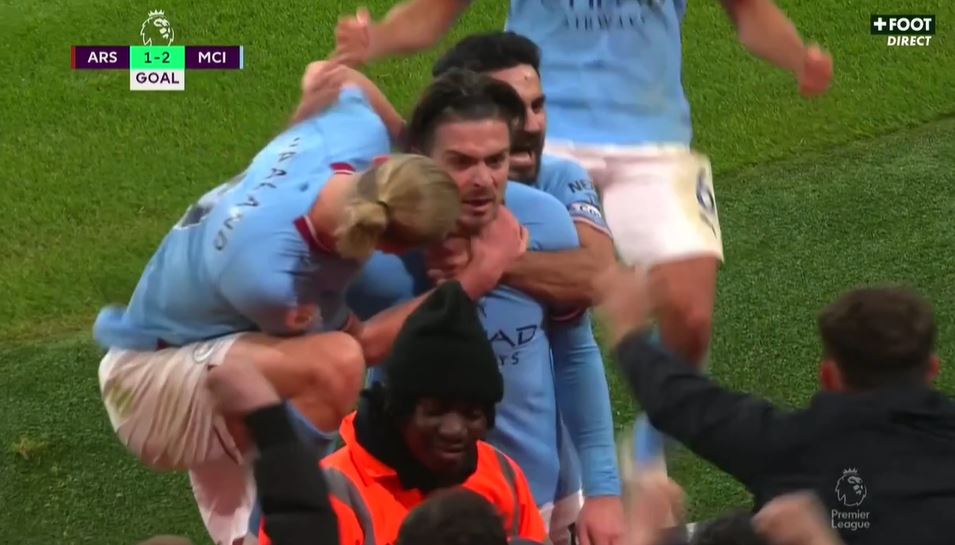 “Topçinjtë” pa forcë përballë “Qytetarëve” – City fiton derbi dhe e rrëzon nga froni Arsenalin