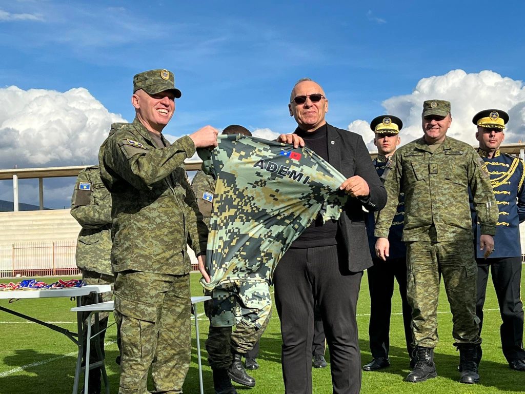 Ademi: I lumtur që FFK-ja dha kontributin e saj në manifestimet e Epopesë së UÇK-së.