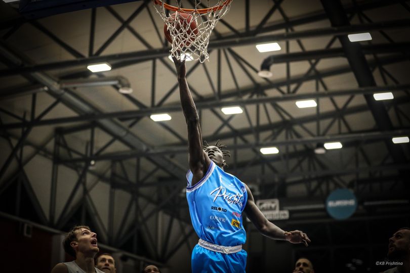 Sigal Prishtina barazon në sfidën e parë ndaj King Szczecin