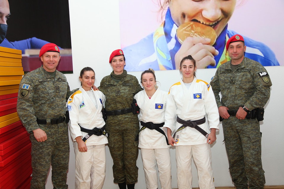 Kampionet olimpike angazhohen në FSK, nënshkruhet memorandum bashkëpunimi MKRS-FXHK