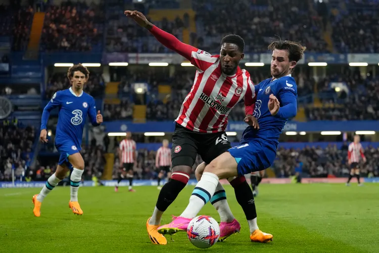 Chelsea mposhtet sërish, humb nga Brentfordi