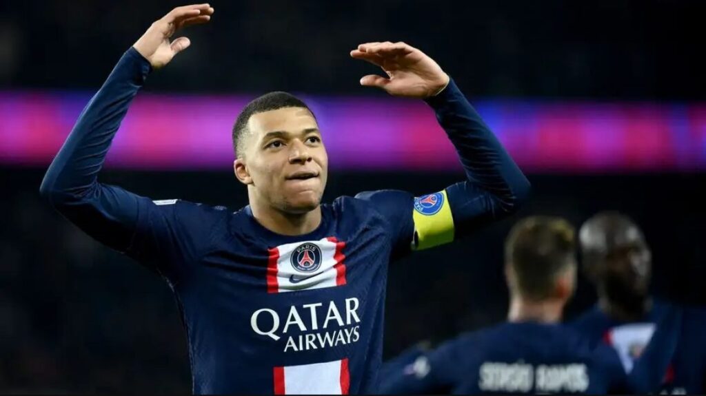 “Jam një parisien!”, Kylian Mbappe premton të ardhmen e tij te PSG