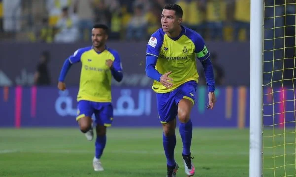 Ronaldo kontribuon me gol në fitoren ndaj Al-Raed, Al-Nassr mban hapin me liderin