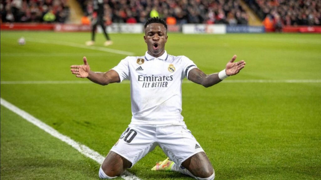 Ancelotti e krahason Vinicius Jr me Maradonën dhe Pelen