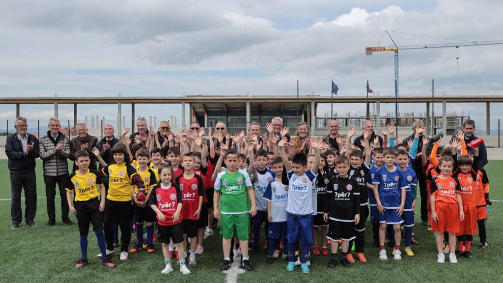 7-vjetori i anëtarësimit në UEFA u shënua me 7-vjeçarët e 7 regjioneve