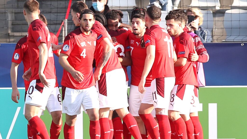 Zvicra publikon listën për ndeshjet e qershorit, fton tre futbollistë shqiptarë