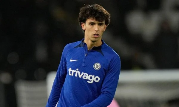 Chelsea po shqyrton mundësitë e transferimit të Felix, Atletico interesohet për dy futbollistë të “Bluve”