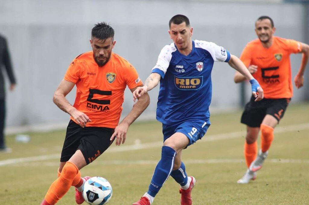 Ballkani – Prishtina dhe Llapi – Drita, formacionet zyrtare