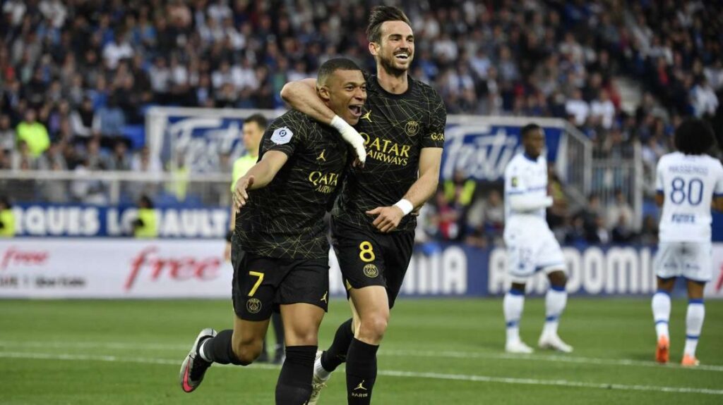 PSG-ja i afrohet titulli