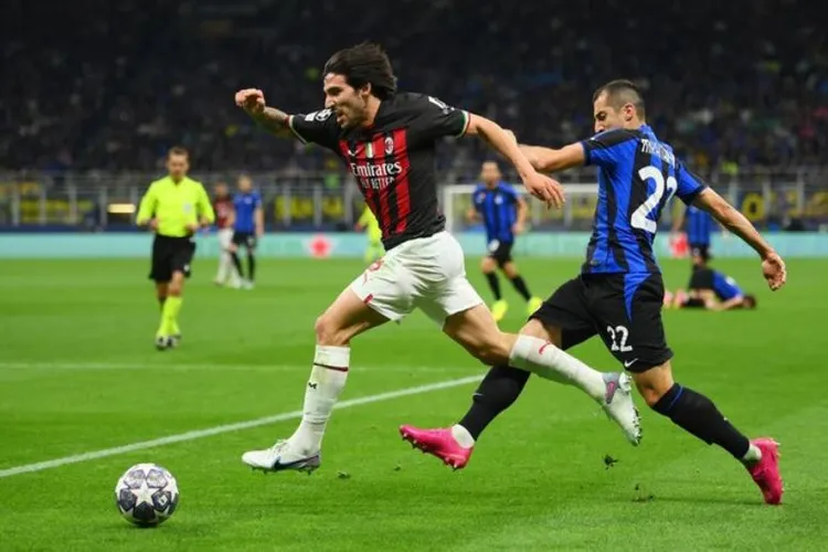 S’ka gola në pjesën e parë të ndeshjes në Milano