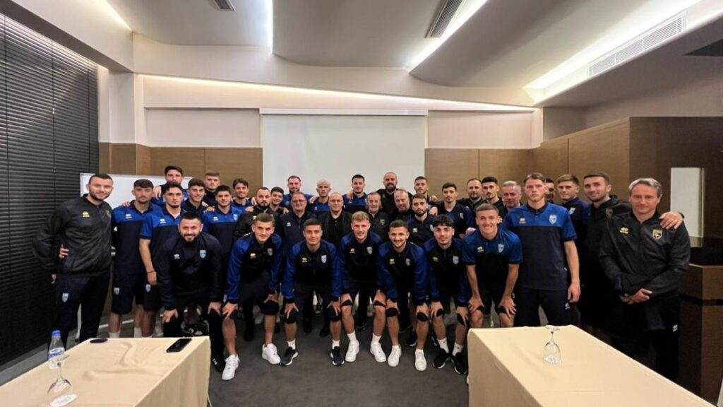 Presidenti Agim Ademi viziton Dardanët U21, i inkurajon për sukses kundër Estonisë