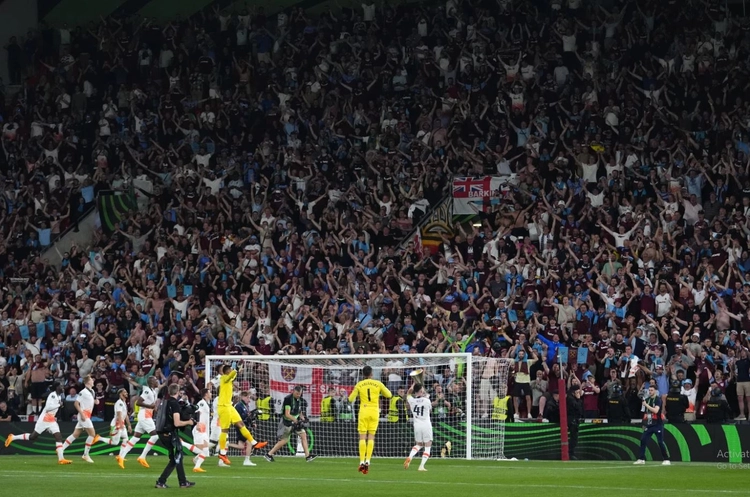 UEFA cakton stadiume më të mëdha për finalet e Ligës së Konferencës