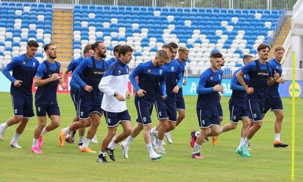 Kosova-Rumania, publikohen formacionet zyrtare