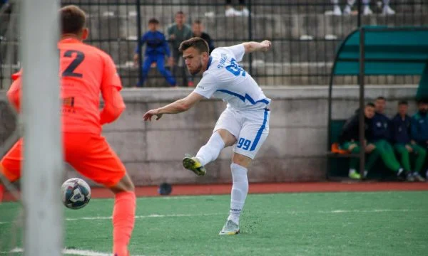 Ballkani e transferon Bleart Tolajn