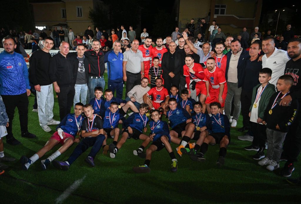 Ademi në Podujevë: Ishte mbrëmje emocionuese, kënaqësi të shihja gjithë atë dashamirë të futbollit