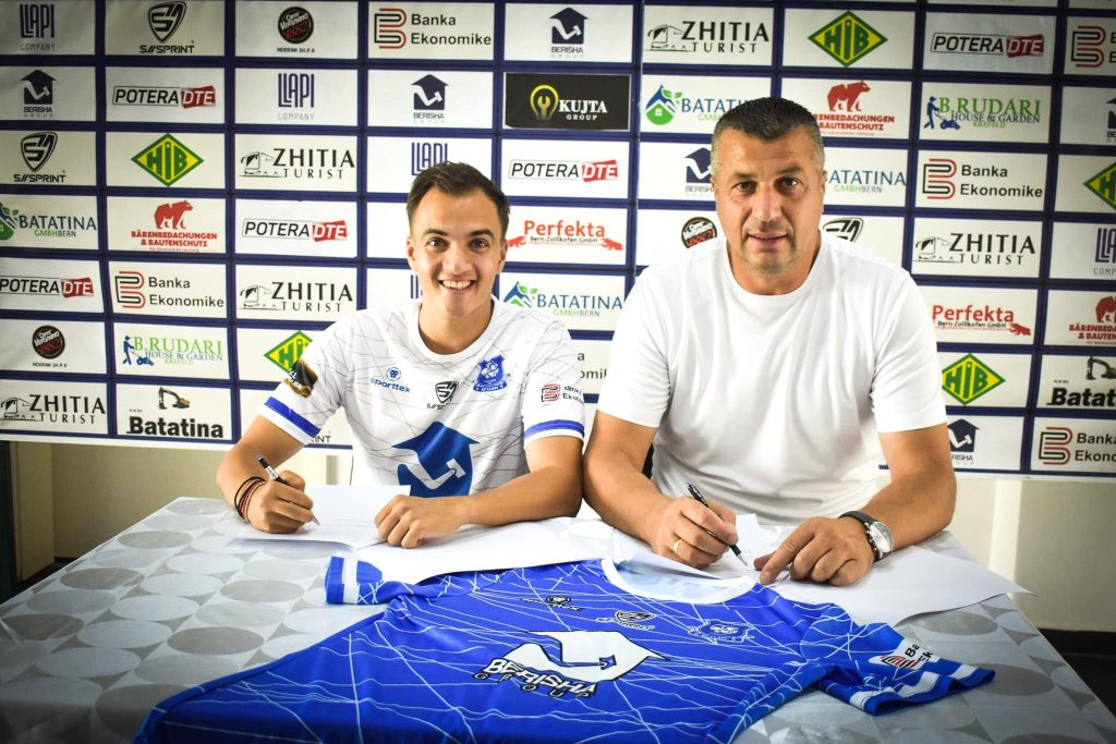 Llapi nënshkruan me Robert Burecan